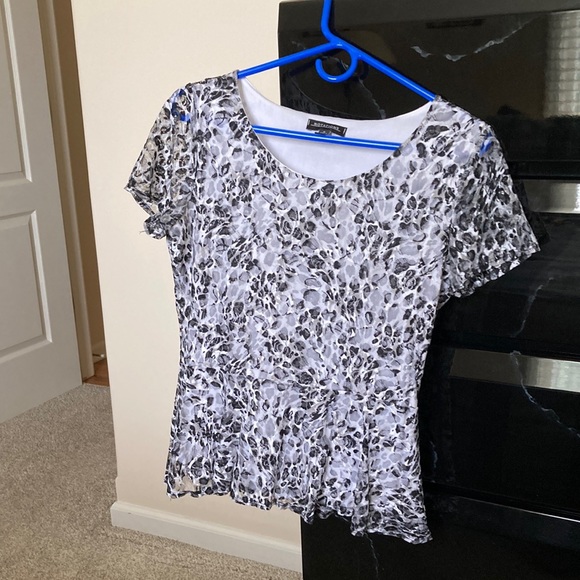 Women’s pullover shirt - Picture 1 of 5